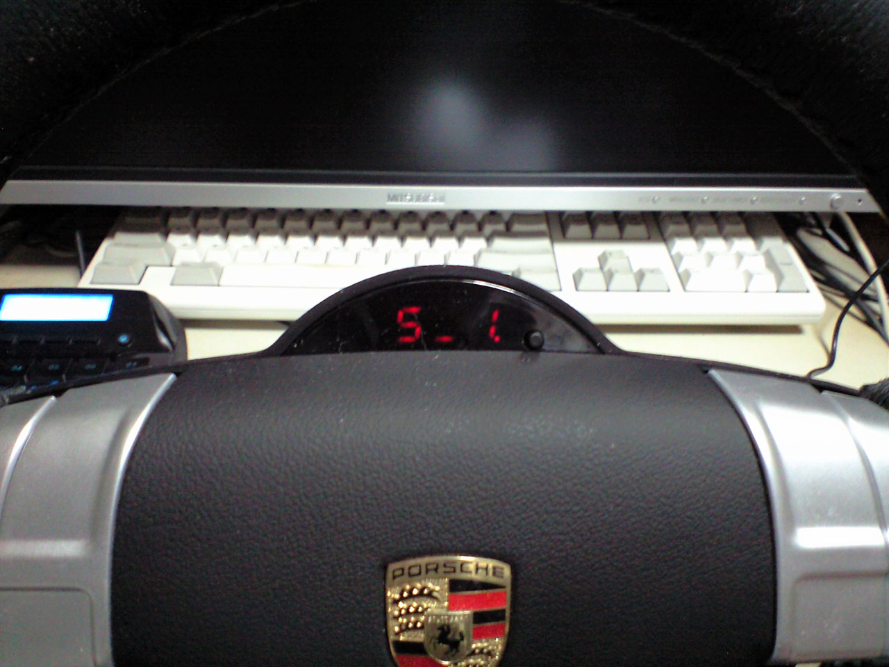 Fanatec Porsche 911 Turbo Wheel 写真 LED