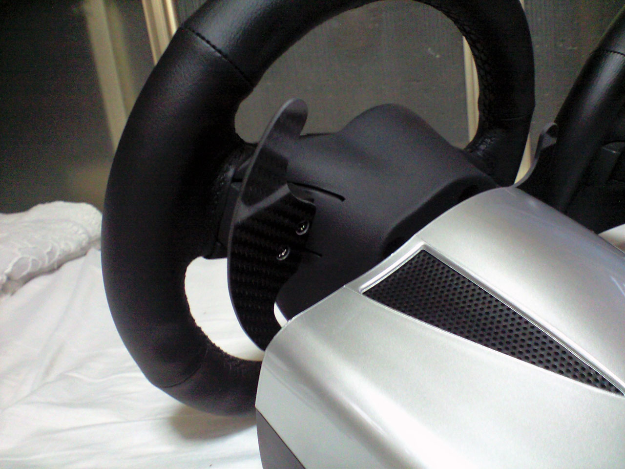 Fanatec Porsche 911 Turbo S Wheel Ultimate Edition: 流星の巣